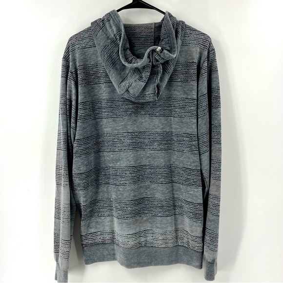 EZEKIEL Button Down hoodie - Picture 2 of 6